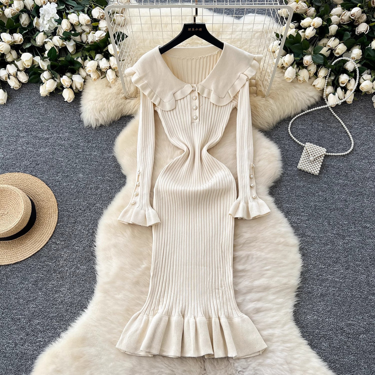 New color-blocked cuff fitted waist long knit dress