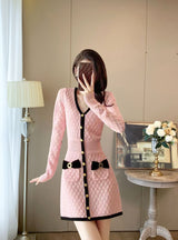 Sophisticated French-style knit dress for autumn and winter