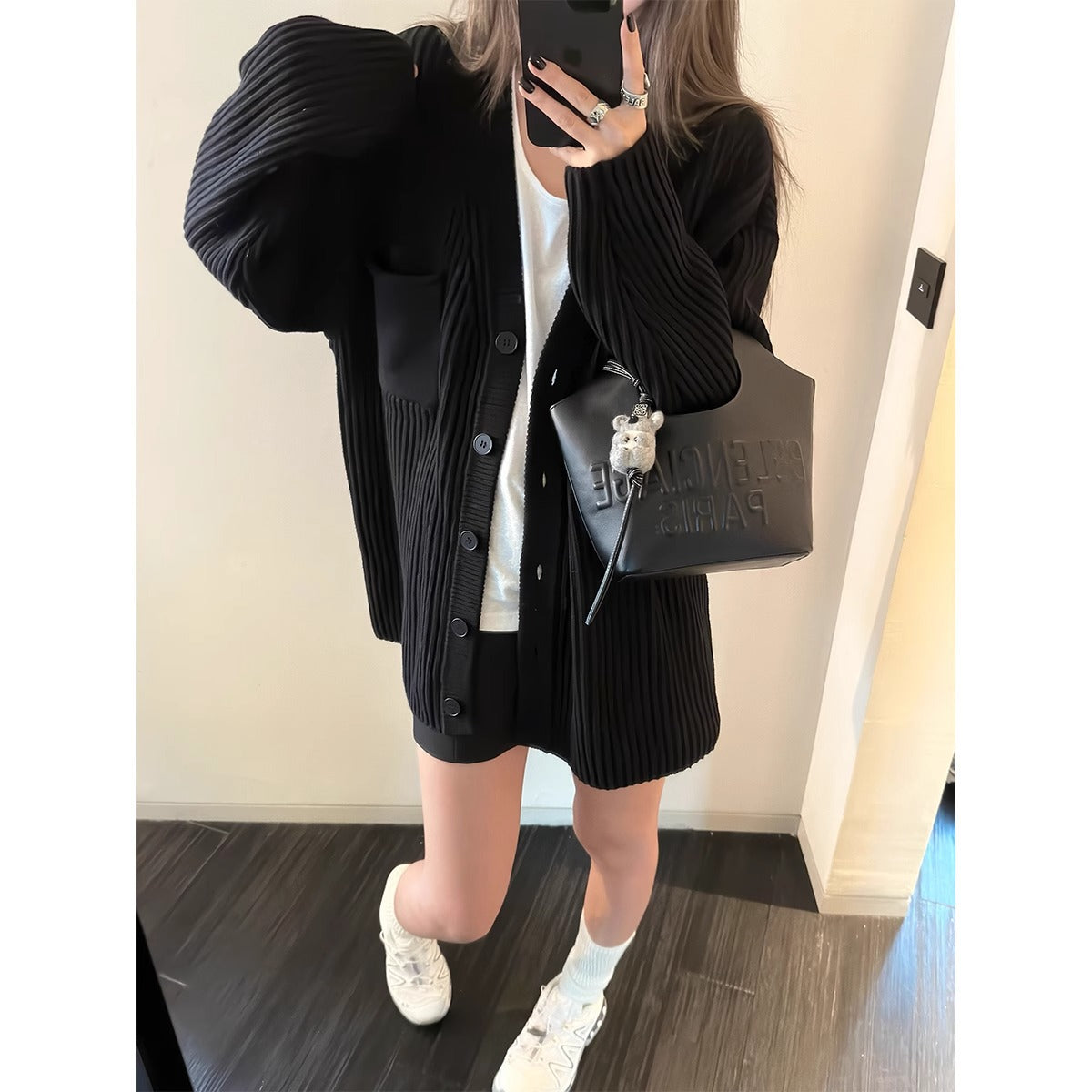 Lazy and stylish trendy women's thick and loose knit cardigan